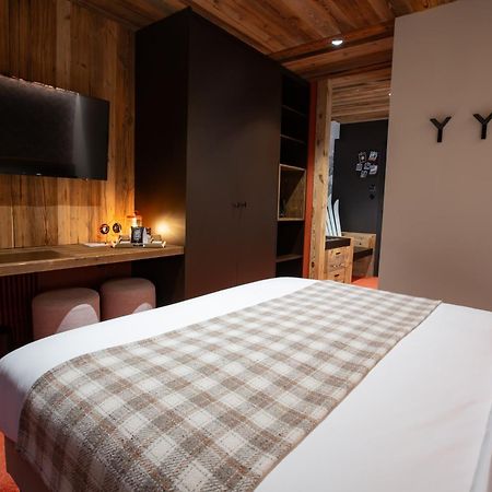 Hotel Neve Morzine Bagian luar foto