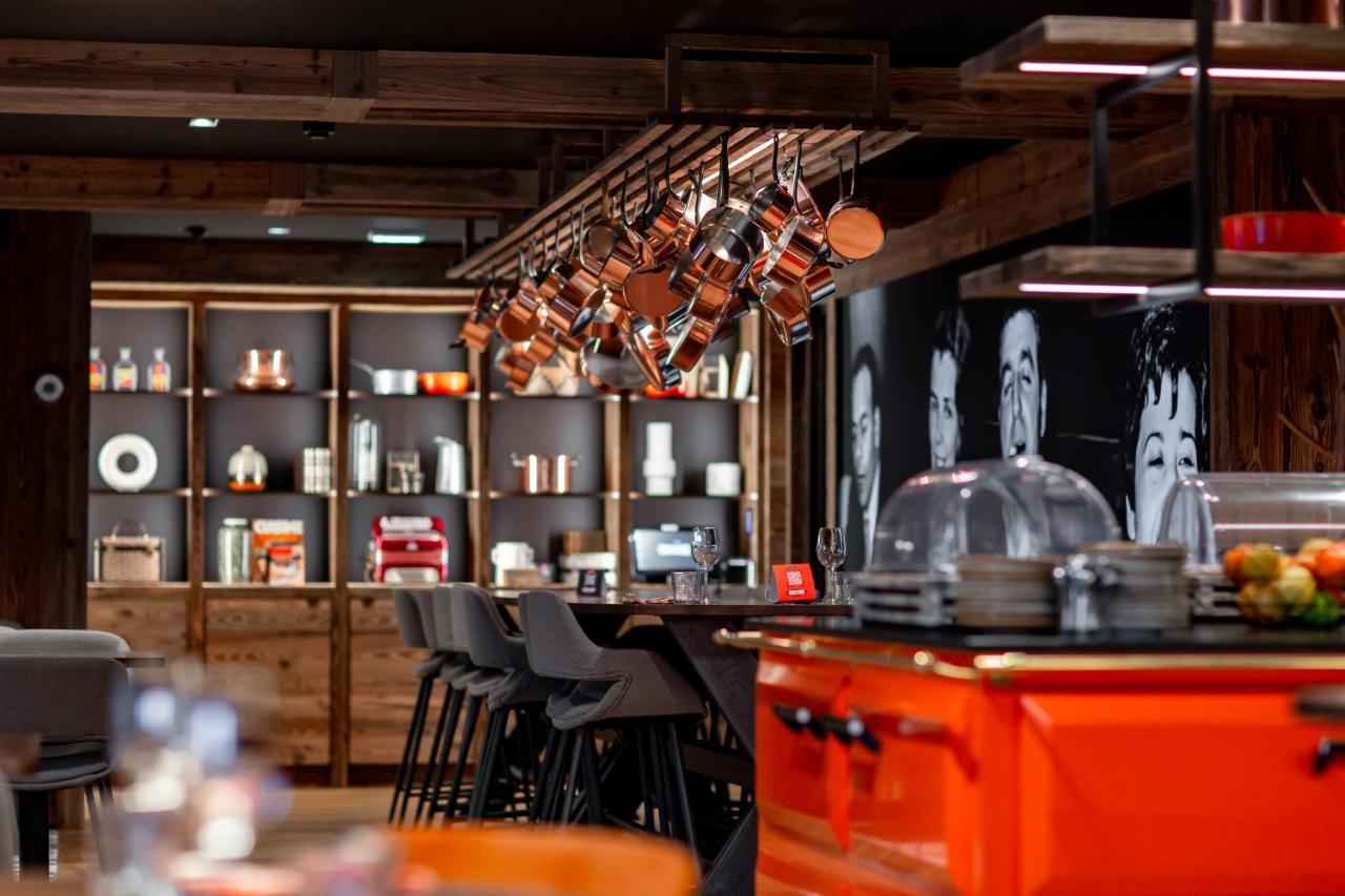 Hotel Neve Morzine Bagian luar foto