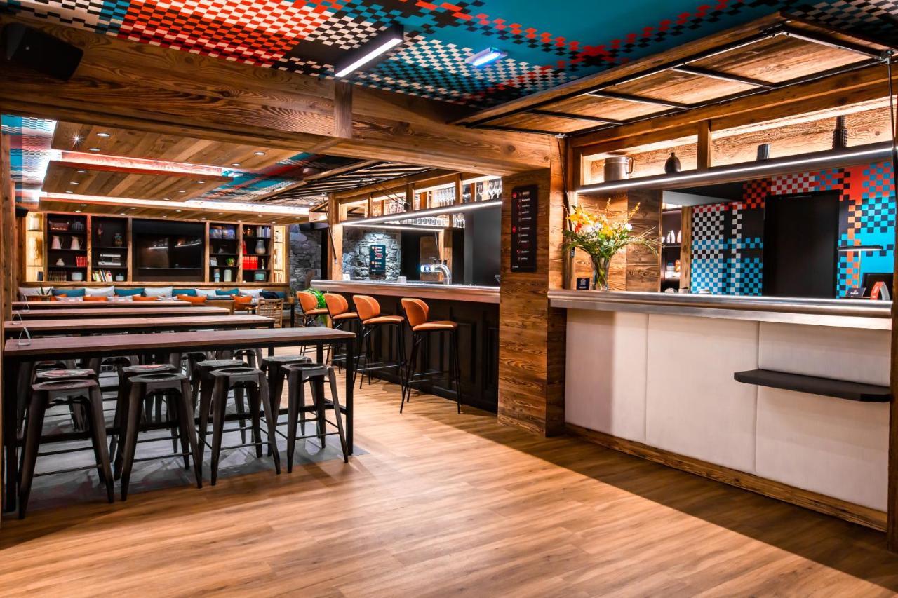 Hotel Neve Morzine Bagian luar foto